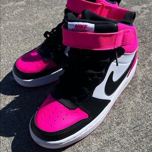 Nike Court High top Girls Kids grade school 6